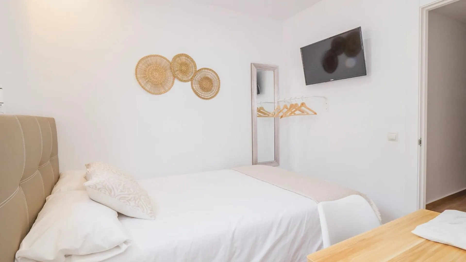 Guest house Cubo'S Hostal William'S Sunny 5 Torre de Benagalbon